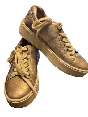 Born Womens Metallic Gold Leather Sneakers Size 6.5M Lace-Up Casual Shoes With P